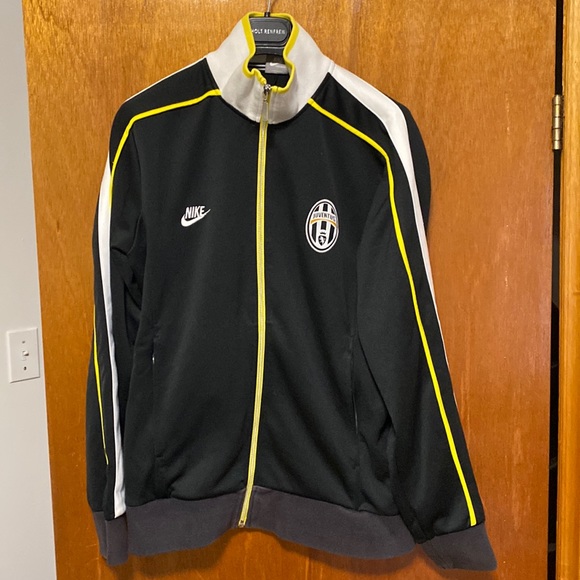 Men’s Juventus Zip-Up Sweater - Picture 1 of 7
